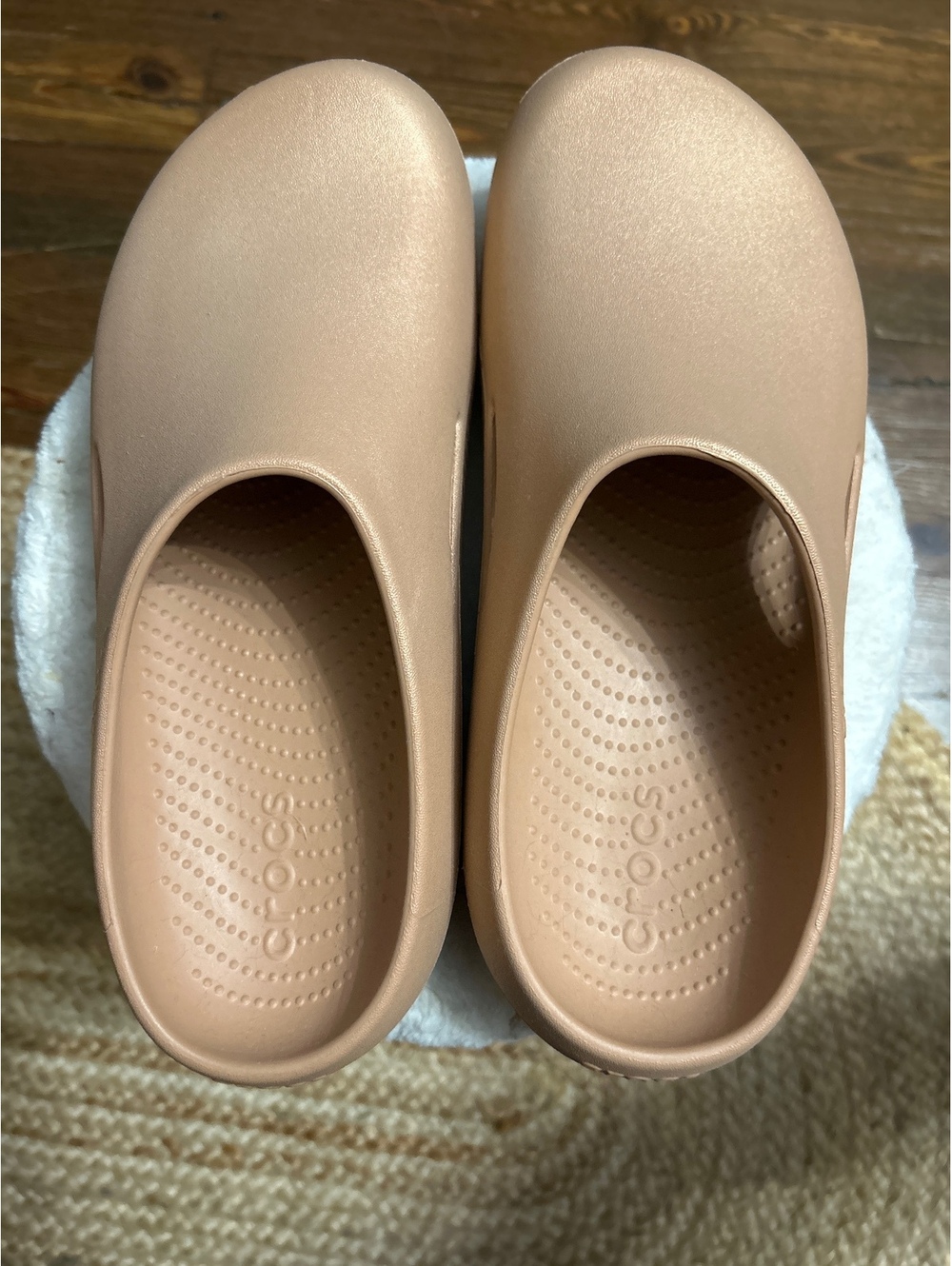Crocs Classic Comfort Clogs in Light Brown, Size M9/W11